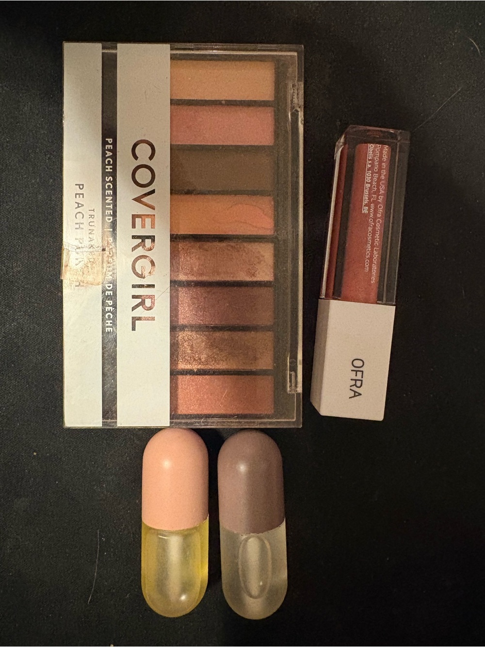 Makeup bundle - lip plumper, lip gloss, clear lip gloss and eyeshadow
